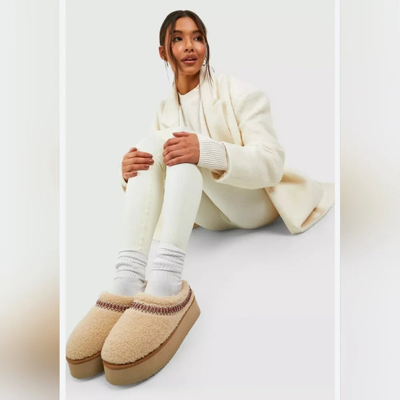 Platform embroidered braided Sherpa slip-on mules shoes ivory cream size 6 Boho - Picture 1 of 11